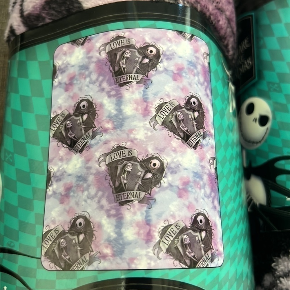 The Nightmare Before Christmas Throw - Picture 2 of 4